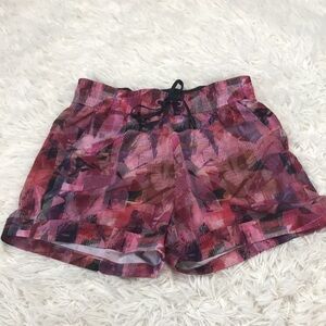 Lululemon Spring Break Away Short Sun Dazed Multi